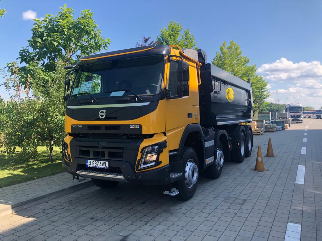 Inchirieri autobasculante