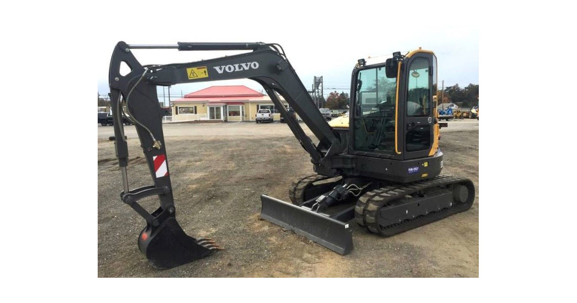 Inchirieri miniexcavatoare